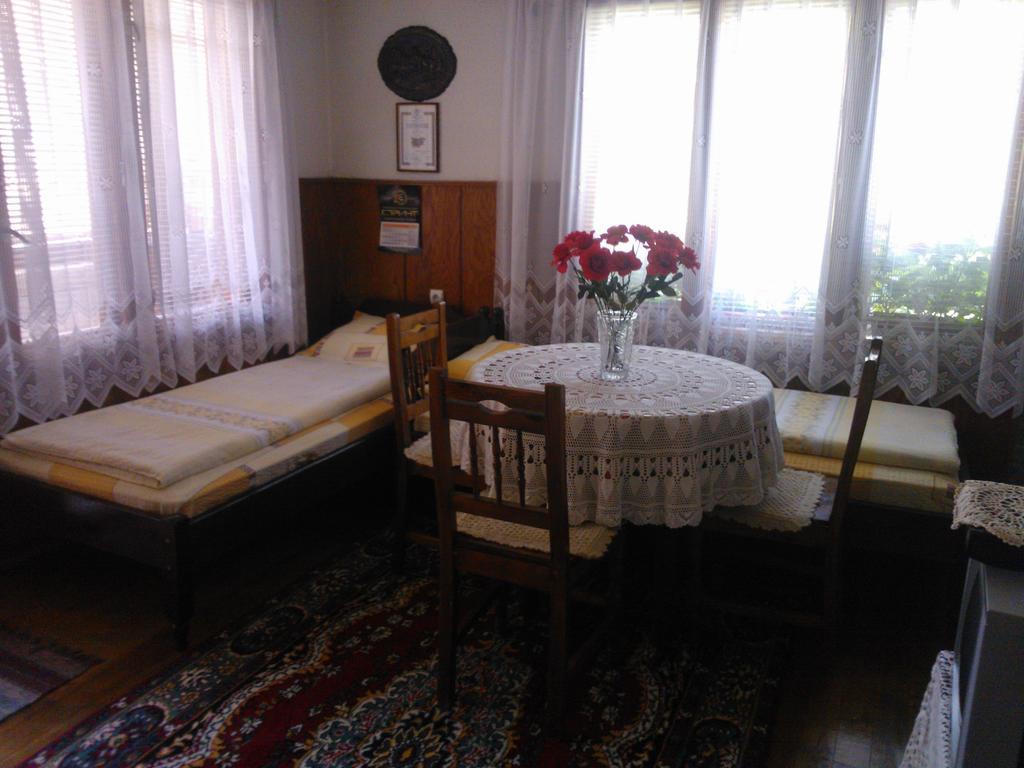 Villa Lalka Рибарица Стая снимка